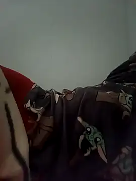 Snapshot of bruna_safadinhaa chatting on 10/12/25, 05:25 bruna safadinhaa online show from 10/12/25, 05:25