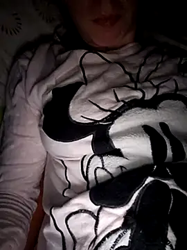 Snapshot of bruna_safadinhaa chatting on 10/31/25, 11:44 bruna safadinhaa online show from 10/31/25, 11:44