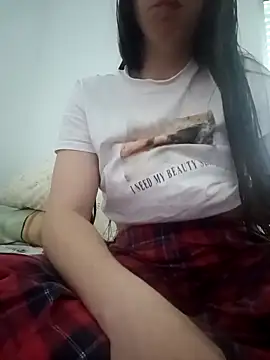Snapshot of bruna_safadinhaa chatting on 05/14/26, 01:41 bruna safadinhaa online show from 05/14/26, 01:41