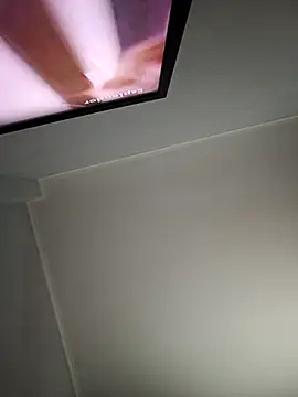 Snapshot of bruna_safadinhaa chatting on 11/13/25, 11:47 bruna safadinhaa online show from 11/13/25, 11:47