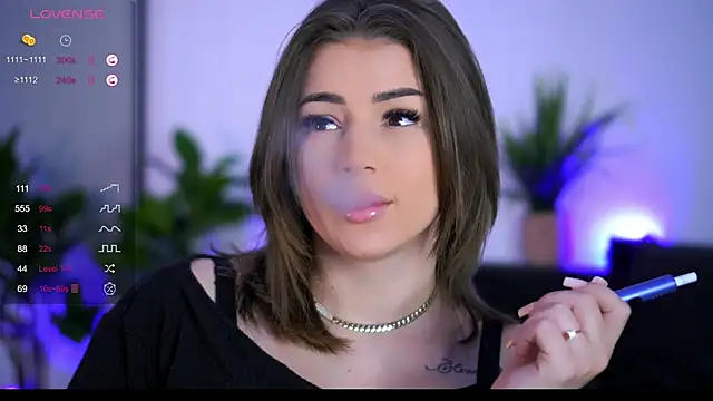 AishaCarter online show from 11/07/25, 06:12