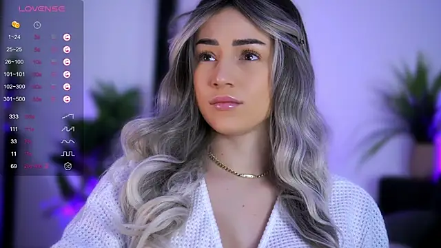 AishaCarter online show from 12/19/25, 04:05