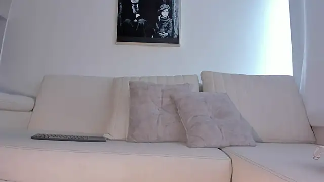 HannahDavis  online show from 04/06/26, 08:10