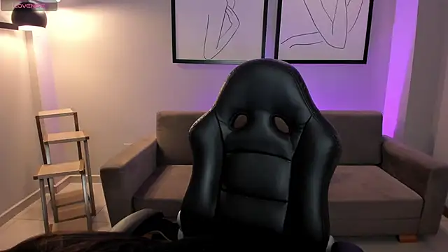 AlessiaCorleone  online show from 09/27/25, 12:44