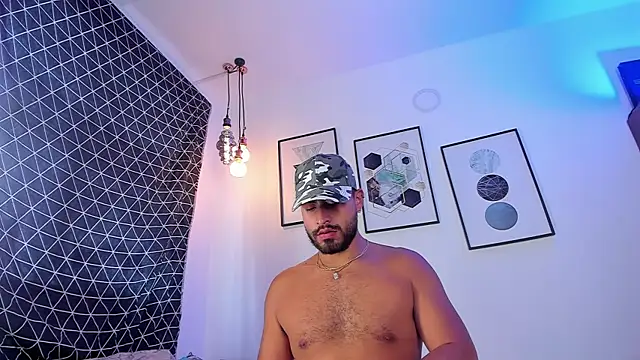 Juan Castano online show from 03/15/25, 06:21