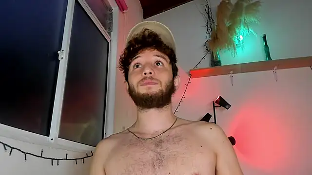 Juan Castano online show from 12/16/25, 10:52