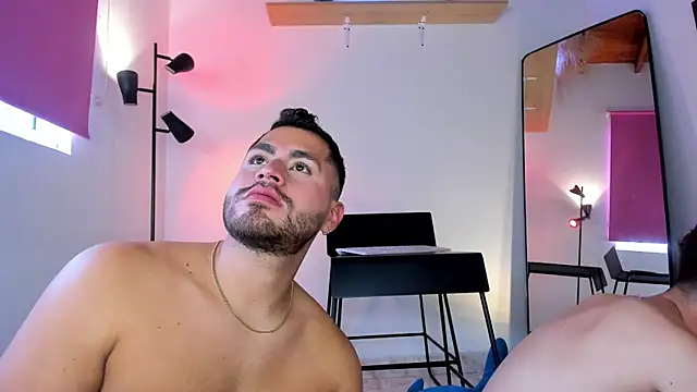 Juan Castano online show from 01/12/26, 03:30