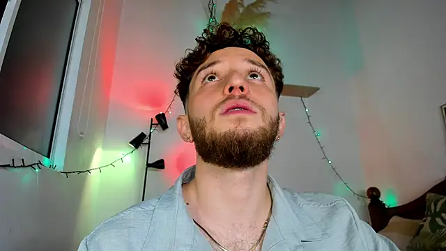 Juan Castano online show from 12/18/25, 07:24