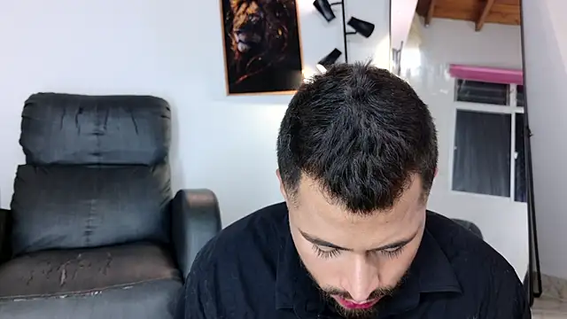 Snapshot of Juan_Castano chatting on 06/02/26, 12:10 Juan Castano online show from 06/02/26, 12:10