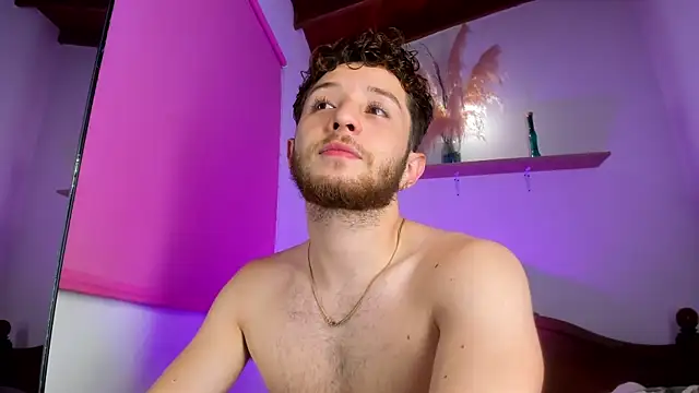 Juan Castano online show from 11/08/25, 05:33