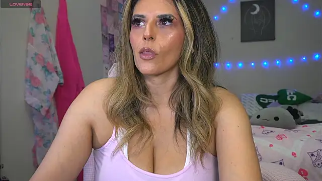 Snapshot of K4Li3Rxyzz chatting on 11/29/25, 10:59 K4Li3Rxyzz online show from 11/29/25, 10:59