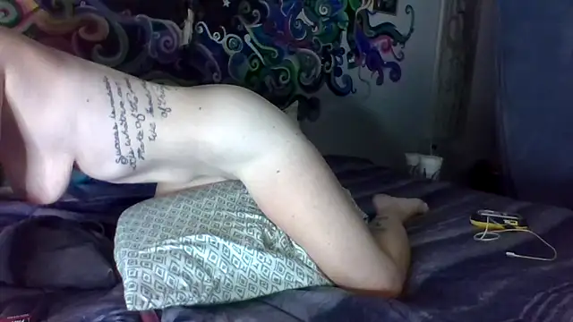 4EyedSluttyGinger online show from 09/09/25, 08:57