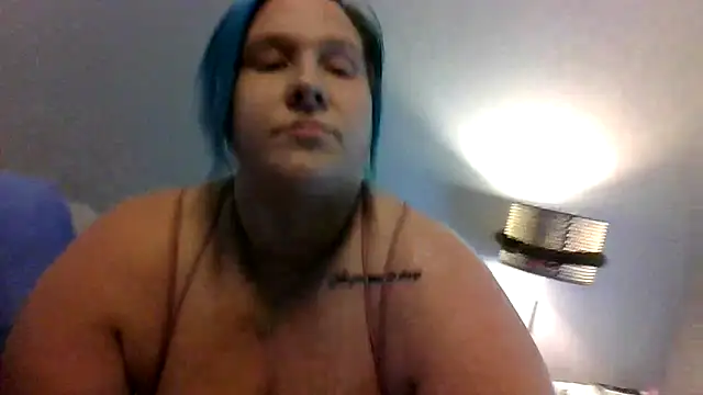 Snapshot of thicknjuicy6996 chatting on 10/10/25, 05:58 thicknjuicy6996 online show from 10/10/25, 05:58