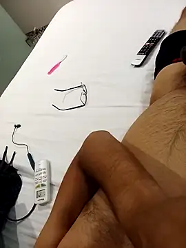 desiboy154 online show from 04/16/26, 06:08