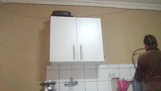 ShooingBunch online show from 12/17/25, 08:08