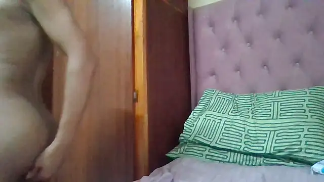 ShooingBunch online show from 11/10/25, 06:40