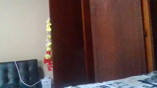 ShooingBunch online show from 12/04/25, 02:38