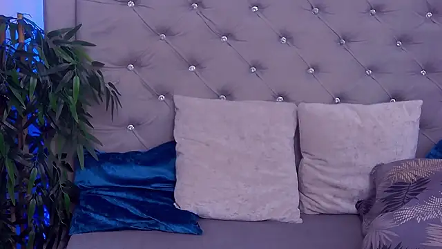 MeIisaLove online show from 09/21/25, 08:14