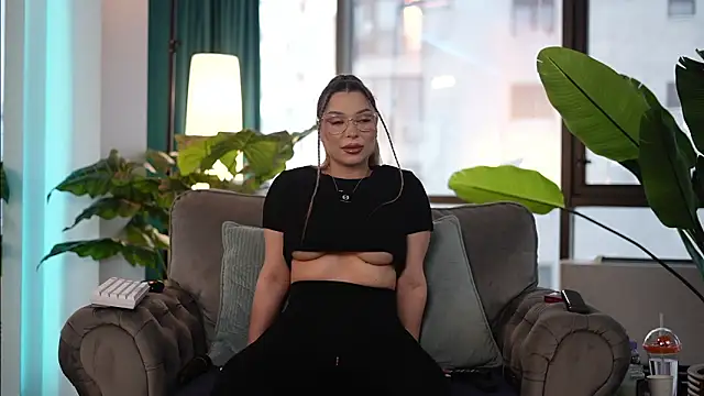 Snapshot of Assmerising chatting on 02/21/26, 10:50 Assmerising online show from 02/21/26, 10:50