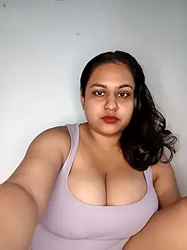 bumblebeegirl online show from 01/17/25, 09:17