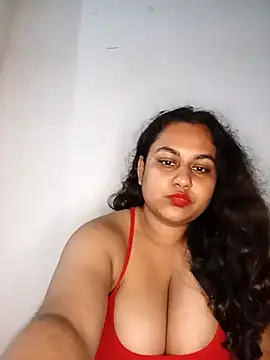 Snapshot of bumblebeegirl chatting on 01/11/26, 09:11 bumblebeegirl online show from 01/11/26, 09:11