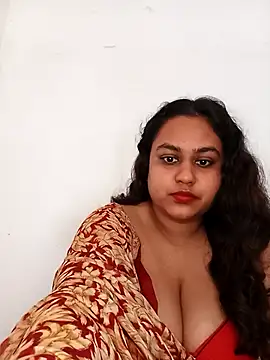 bumblebeegirl online show from 11/30/25, 06:36