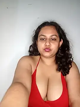 bumblebeegirl online show from 03/08/25, 02:19