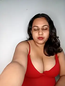 bumblebeegirl online show from 01/24/25, 03:34