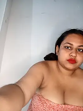 bumblebeegirl online show from 10/12/25, 01:12