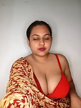 bumblebeegirl online show from 02/28/25, 05:37