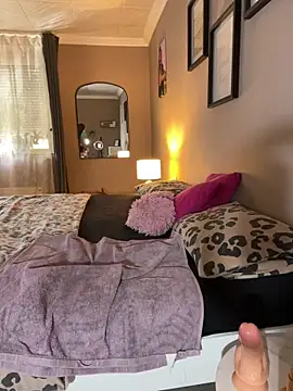 Snapshot of alexababy chatting on 09/18/25, 11:57 alexababy online show from 09/18/25, 11:57