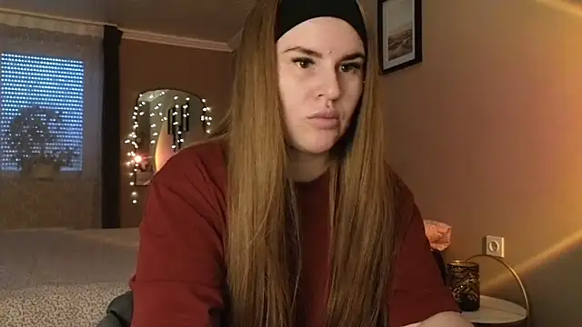 Snapshot of alexababy chatting on 11/24/25, 11:21 alexababy online show from 11/24/25, 11:21