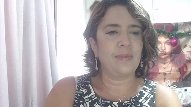 Victoria meester online show from 12/18/25, 08:12