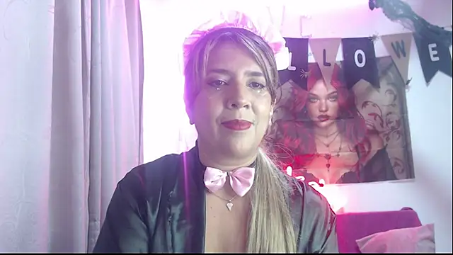 Victoria meester online show from 10/29/25, 03:11