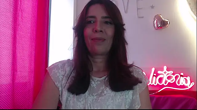 Victoria meester online show from 03/21/25, 04:07