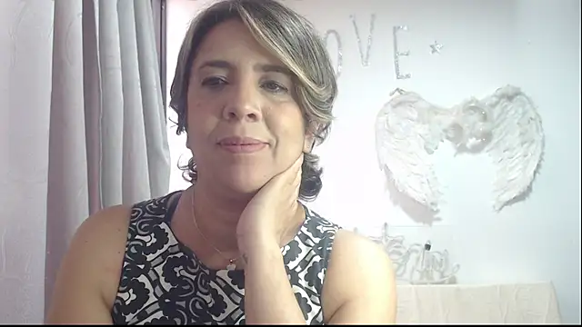 Victoria meester online show from 09/19/25, 08:13