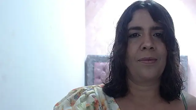 Victoria meester online show from 07/13/26, 02:49