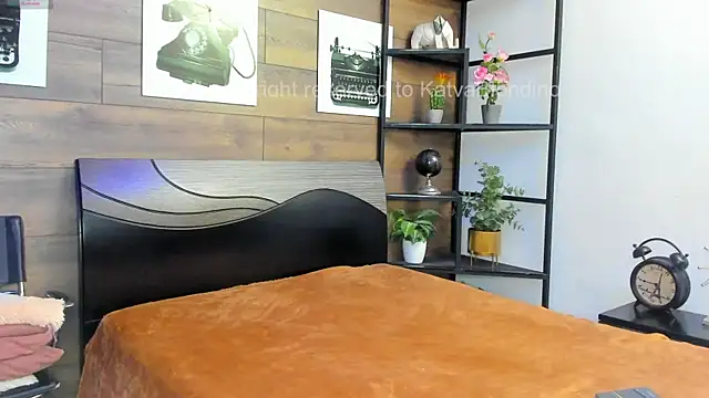 KatyaBlonding online show from 10/08/25, 01:56
