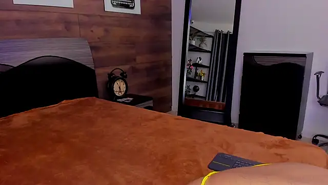 KatyaBlonding online show from 11/19/25, 12:16