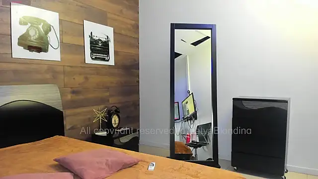 KatyaBlonding online show from 11/13/25, 04:11