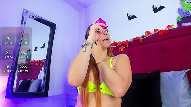 Snapshot of Ambar_Fox29 chatting on 10/26/25, 11:54 Ambar Fox29 online show from 10/26/25, 11:54