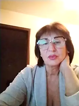 AlbinaXPretty online show from 10/25/25, 07:25