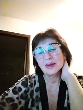 AlbinaXPretty online show from 10/19/25, 05:48