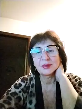 AlbinaXPretty online show from 10/18/25, 08:55