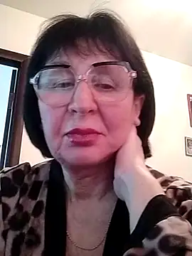 AlbinaXPretty online show from 03/22/25, 09:45