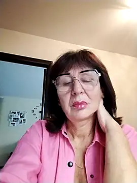 AlbinaXPretty online show from 10/16/25, 08:11