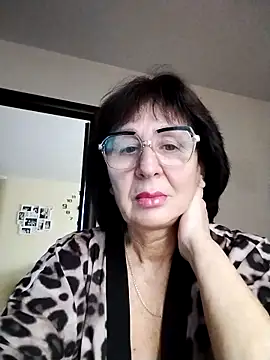 AlbinaXPretty online show from 10/23/25, 08:35