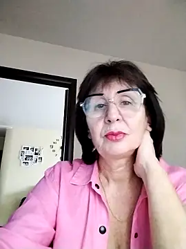 AlbinaXPretty online show from 11/13/25, 08:40