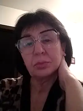 AlbinaXPretty online show from 03/21/25, 08:08