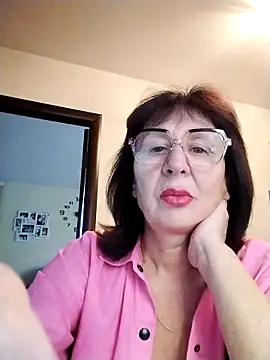 AlbinaXPretty online show from 10/15/25, 06:33